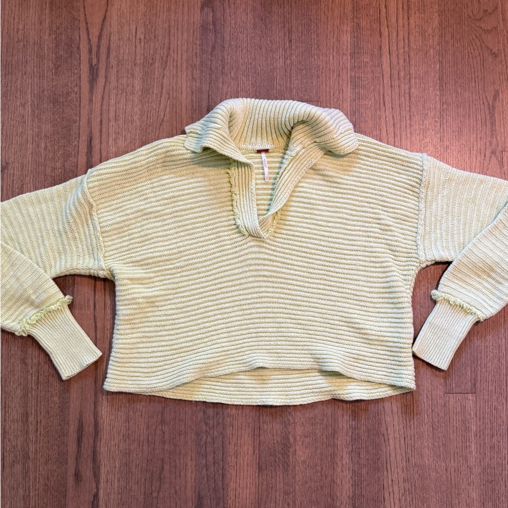 Free People Pullover Sweater-Size Small